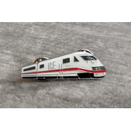 Anstecker Pin ICE 1 / ICE 2 BR 401 / 402 Triebzug DB Deutsche Bahn Anstecker Pin ICE 1 / ICE 2 BR 401 / 402 Triebzug DB Deutsche Bahn